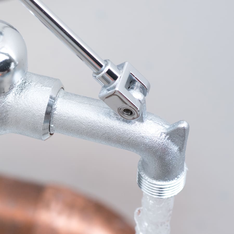 speakman-sc-5812-top-view-in-use-48 speakman-sc-5812-top-view-in-use-48