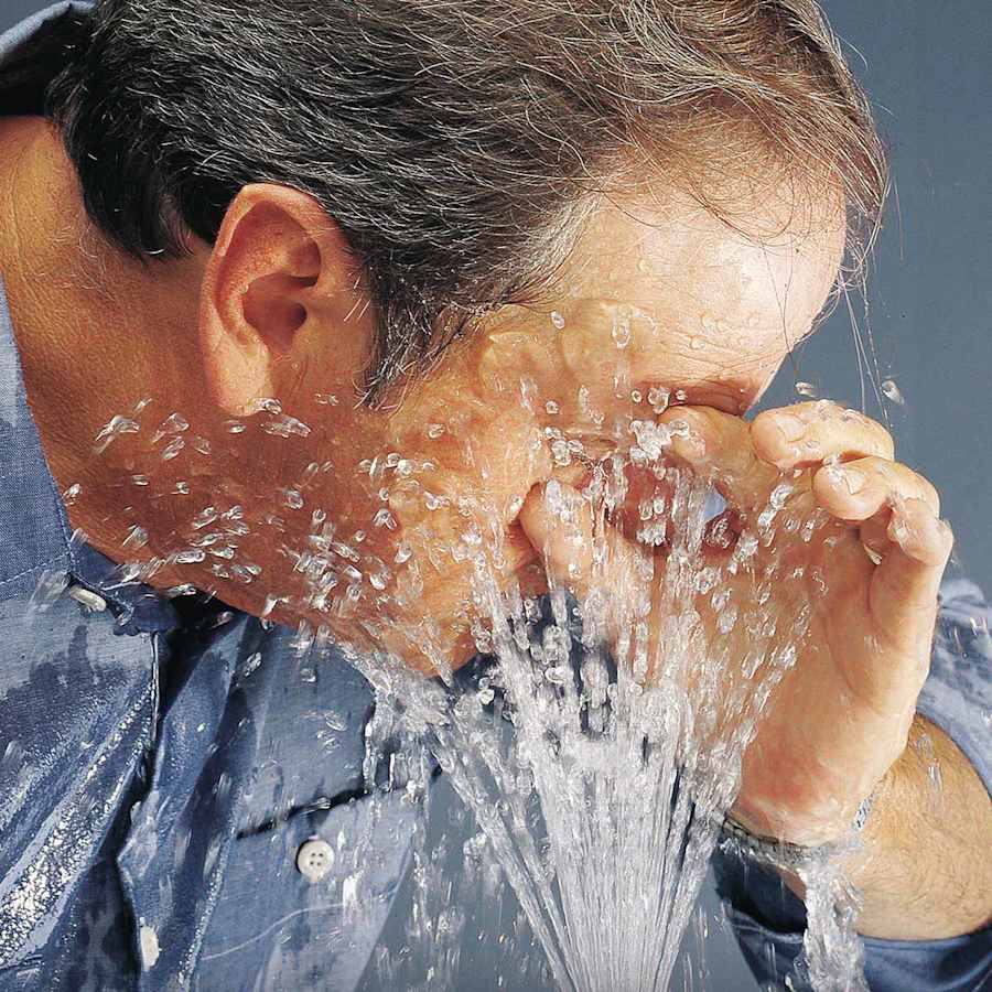 speakman-se-921-eye-wash-61