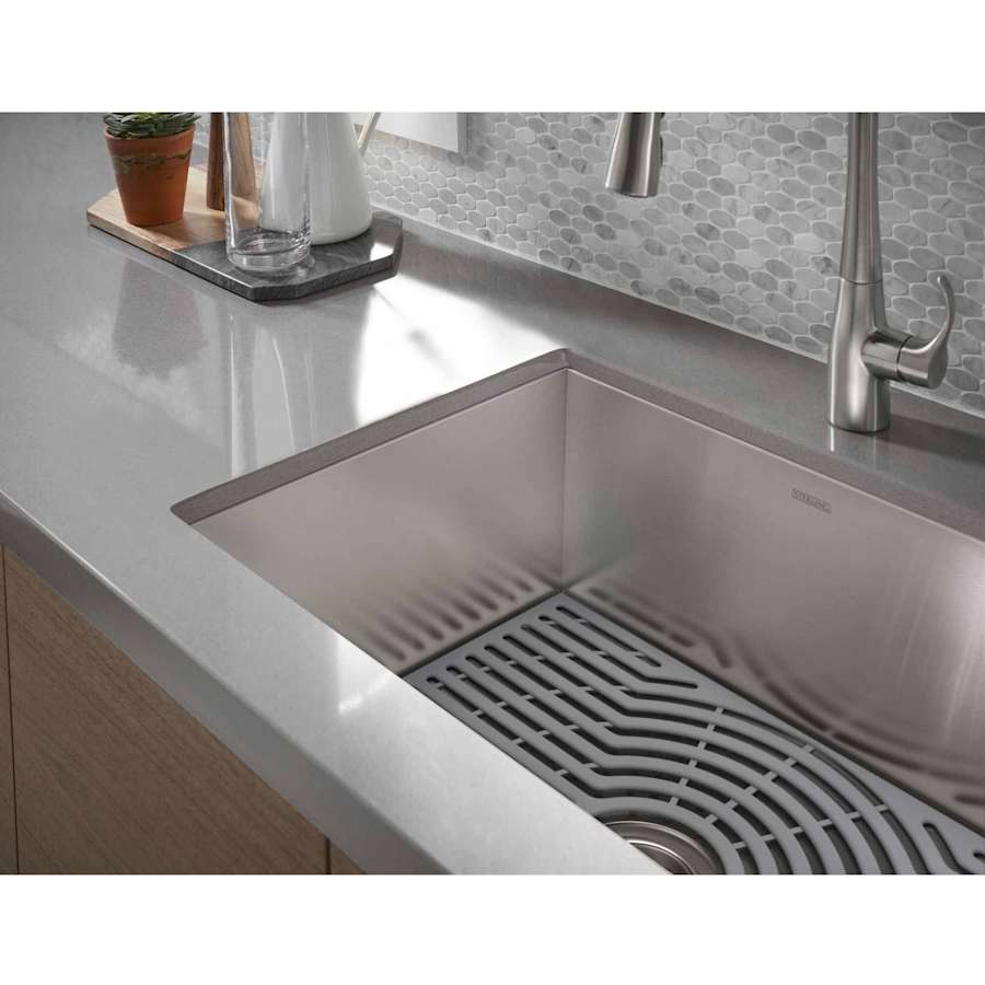 sterling-20023-pc-lifestyle-view-67