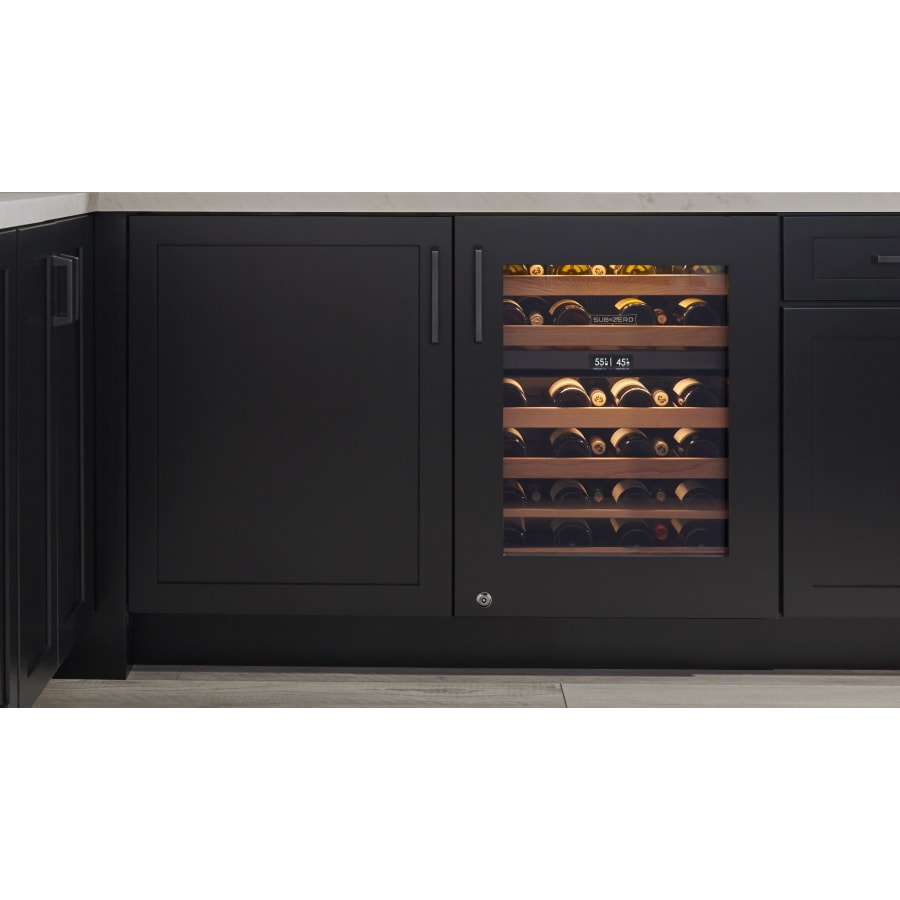 sub-zero-7042232-6253626