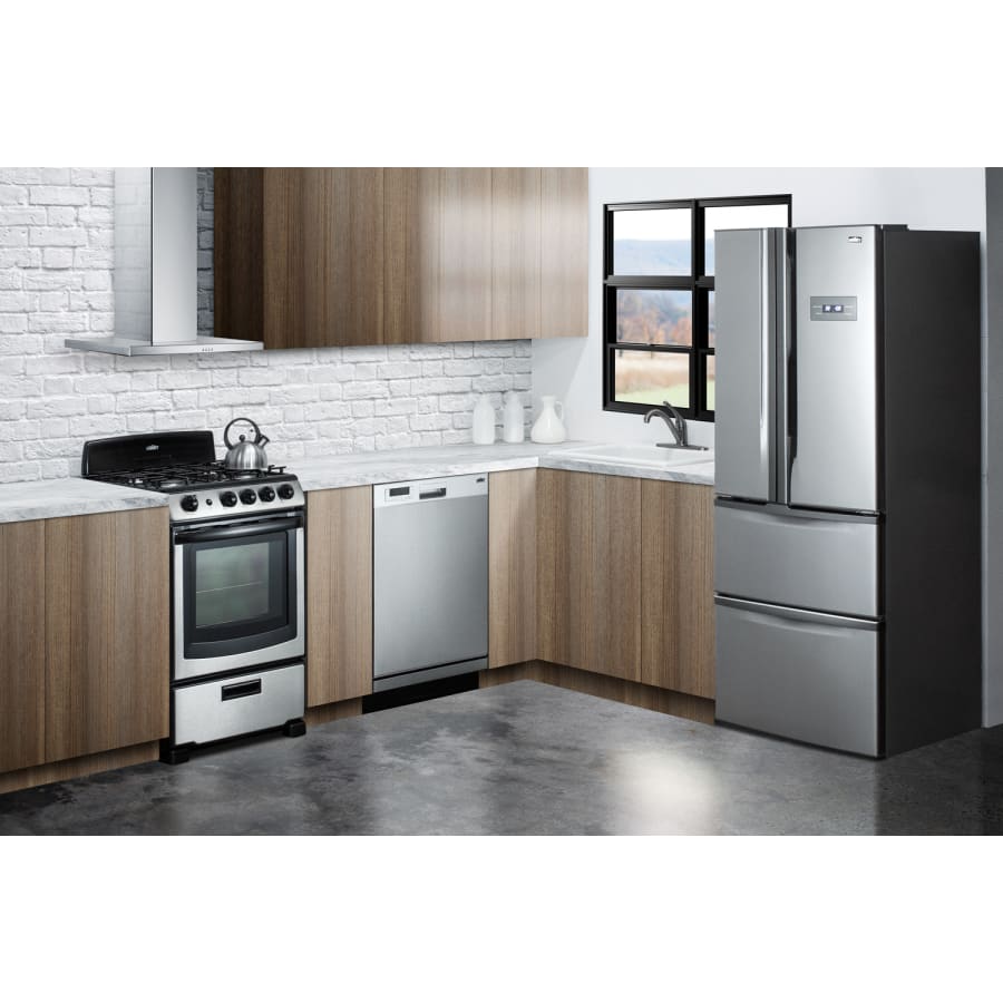summit-pro247-lifestyle-435 summit-pro247-lifestyle-435