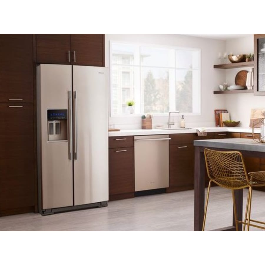 whirlpool-wrsa71cih-lifestyle-view-268 whirlpool-wrsa71cih-lifestyle-view-268