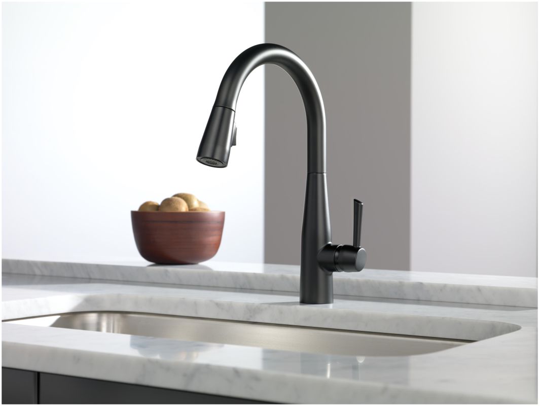 Faucet Com 9113 Bl Dst In Matte Black By Delta