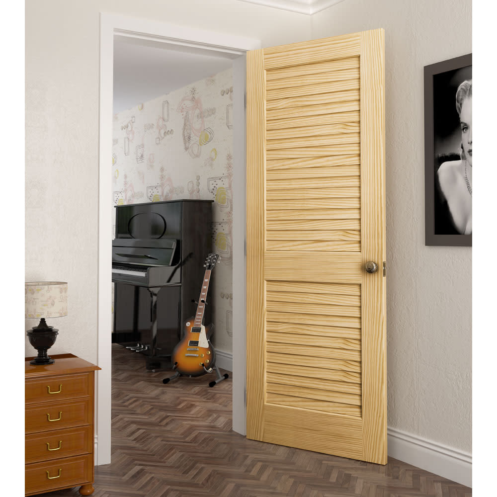 деревянная дверь в шкаф