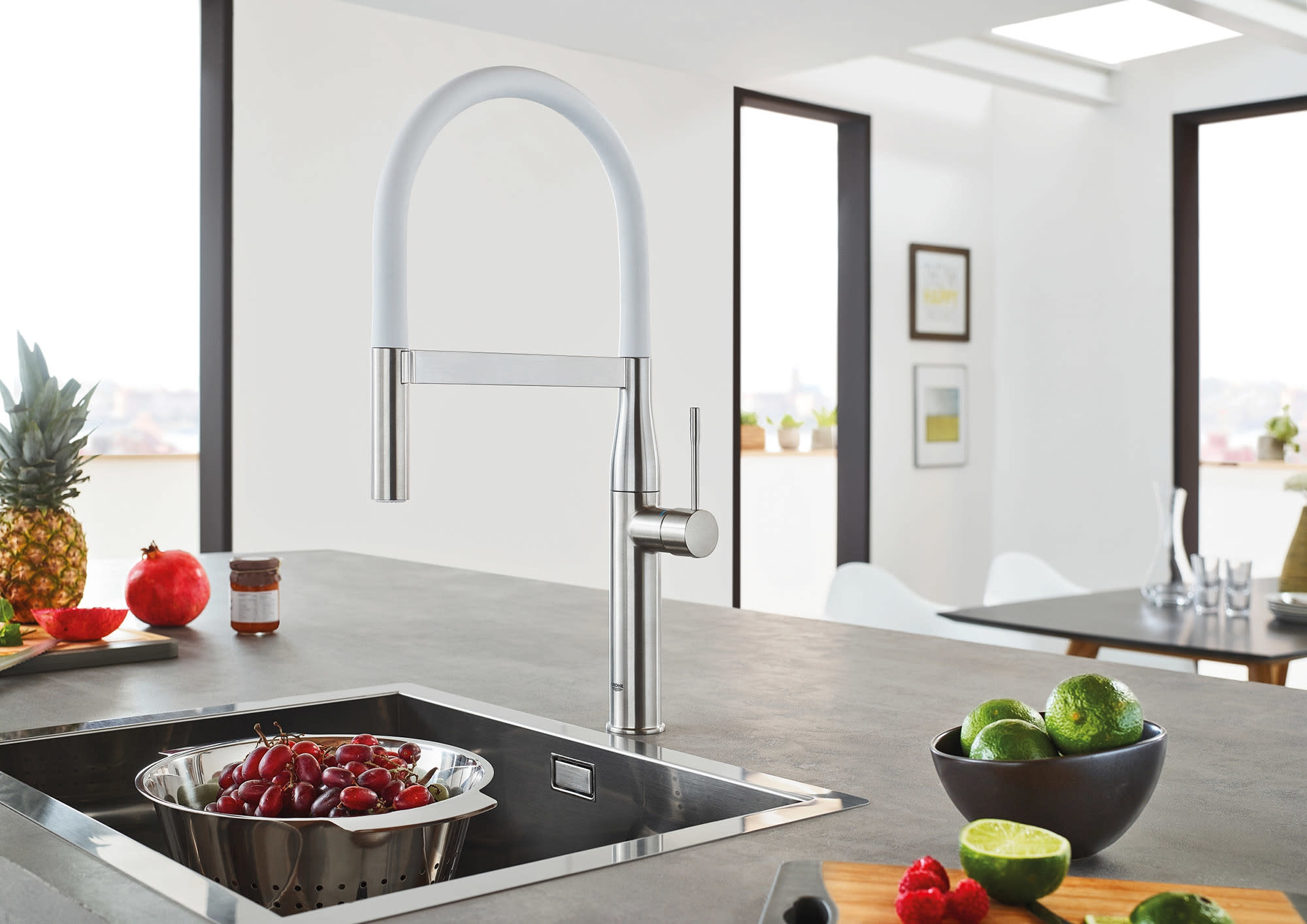 Grohe 30 295 COLOR Essence Pre-Rinse Spray Kitchen Faucet with Locking Push Button Control Chrome/Marble Faucet Kitchen Single Handle