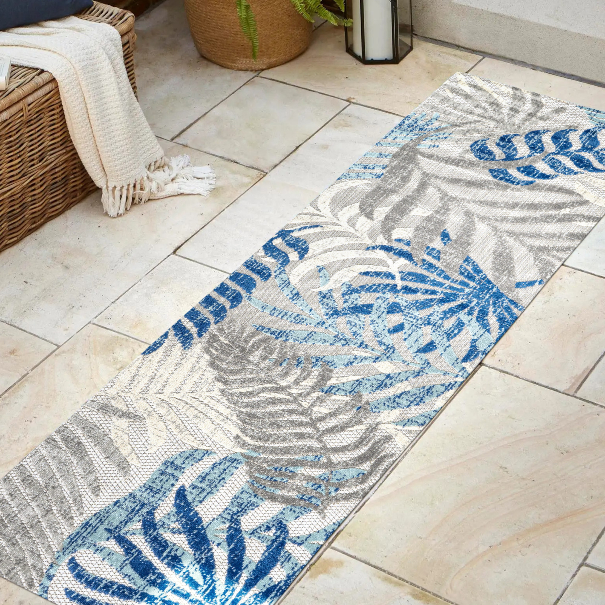Photos - Area Rug Coast JONATHAN Y Lighting AMC100-210 Amalfi  2-1/4' x 10' Polypropylene Botanical Indoor/Outdoor Runner Gray / Blue Home Deco 
