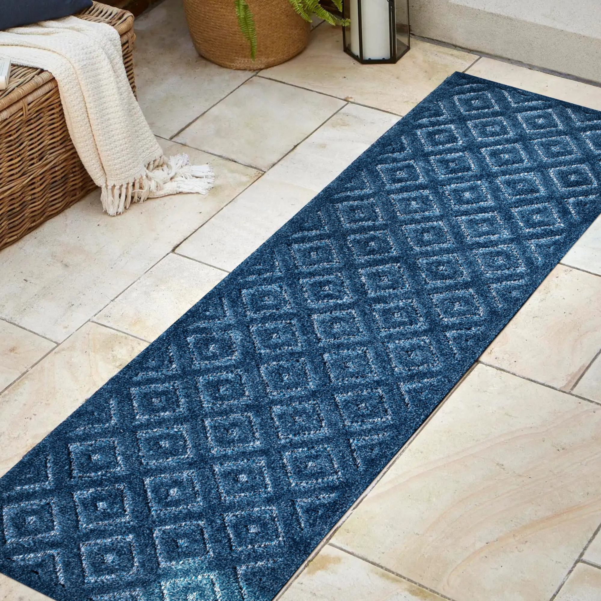 Photos - Area Rug Ibiza JONATHAN Y Lighting IBZ104B-28  2-1/4' x 8' Polypropylene Geometric Indoor / Outdoor Rectangle  Navy Home Decor 