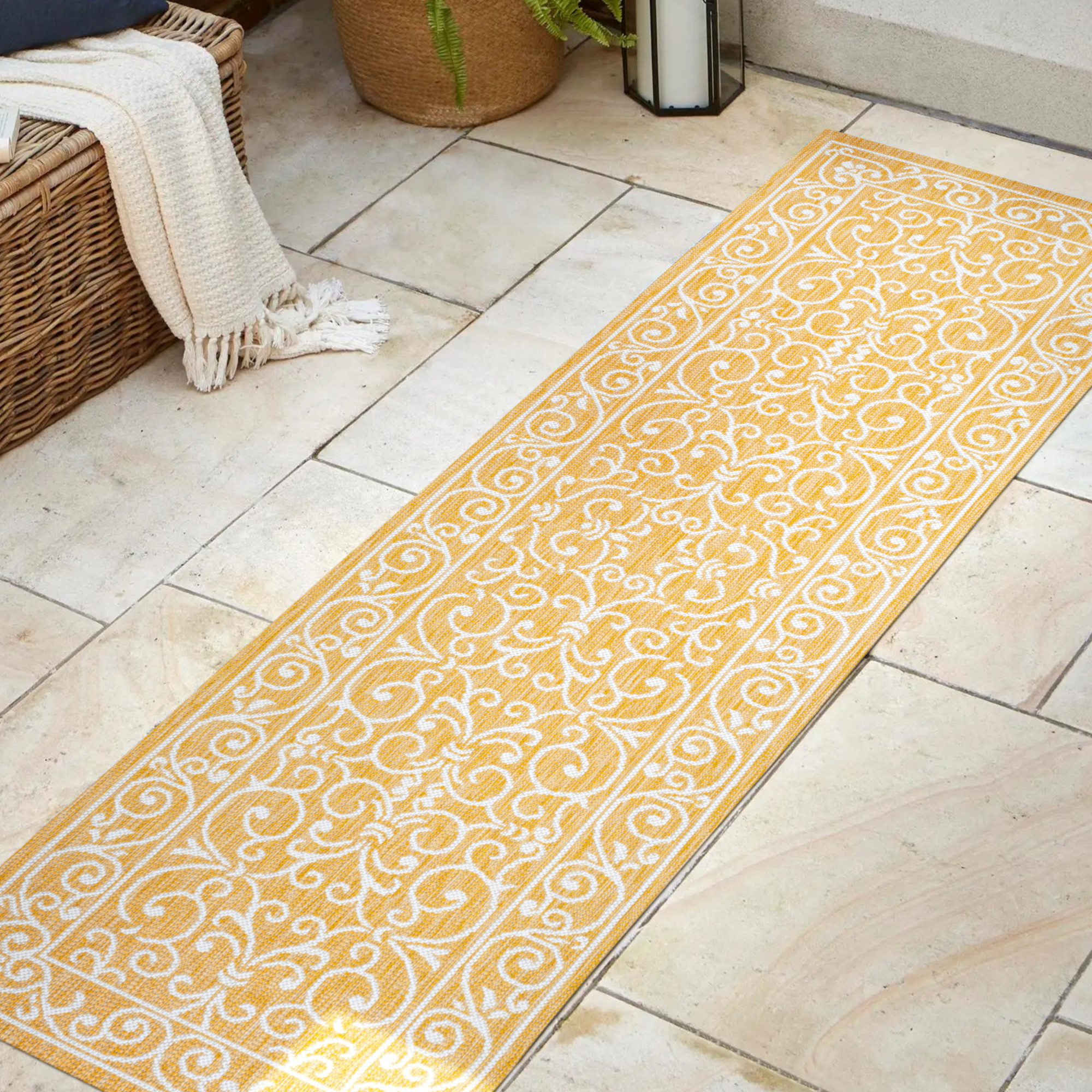 Photos - Area Rug SanTa JONATHAN Y Lighting SMB106-210  Monica 2-1/4' x 10' Polypropylene Vintage Indoor/Outdoor Runner Yellow / Cream Home Dec 