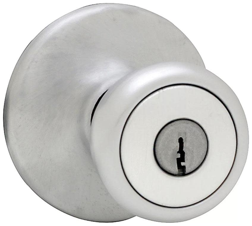 Kwikset CP400M Single Cylinder Keyed Entry Knob Set with Round Rose for Mobile Homes Satin Chrome Door Hardware Door Knobs Keyed Entry Door Knobs