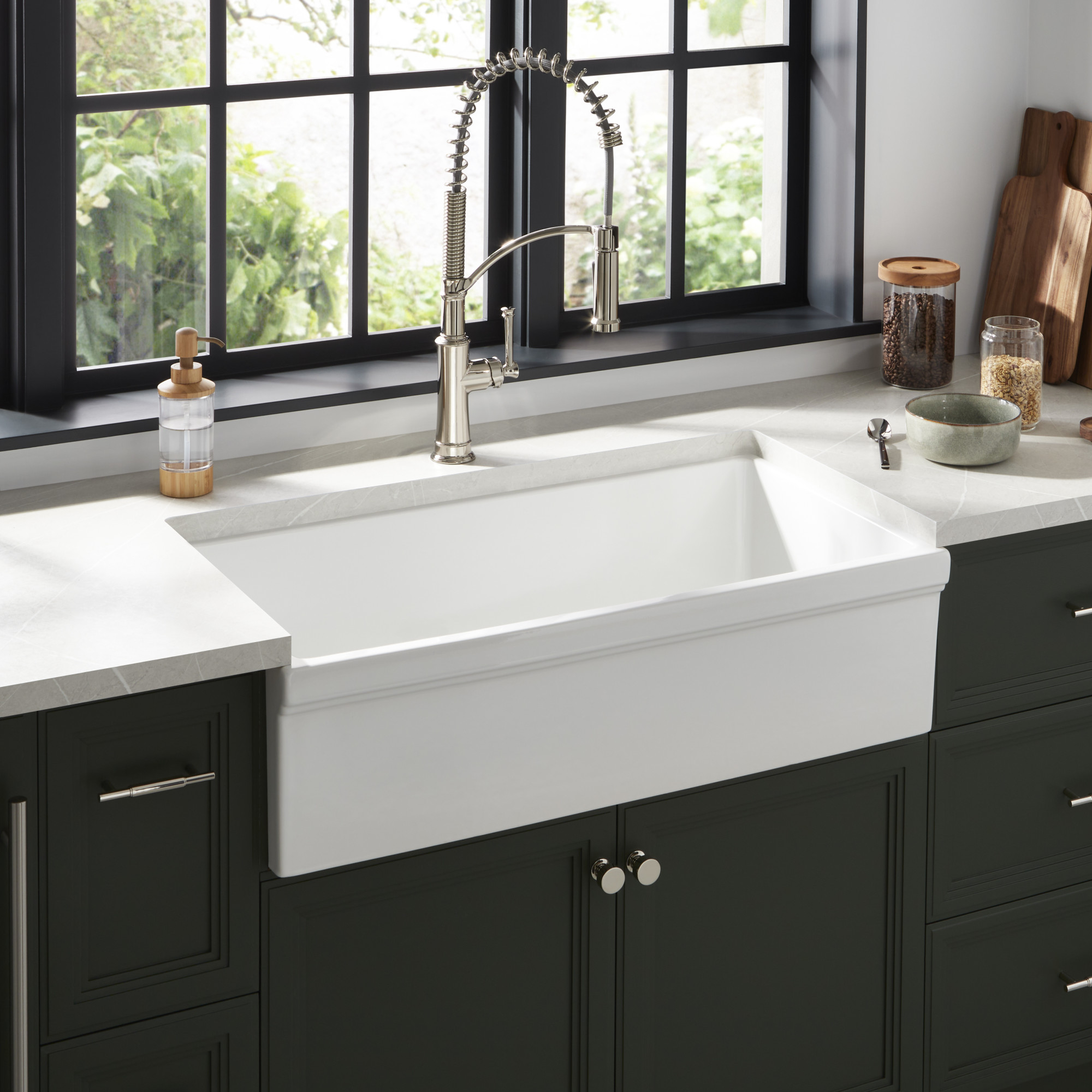 Photos - Kitchen Sink Signature Hardware 955094 Gallo 33" Farmhouse Single Basin Fireclay  White Sinks s 485657 