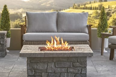 Outdoor fire clearance table propane