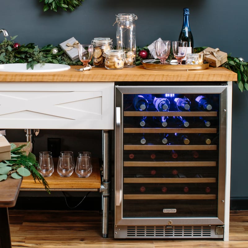 Kitchen Appliances, Kegerators and Wine Coolers CompactAppliance