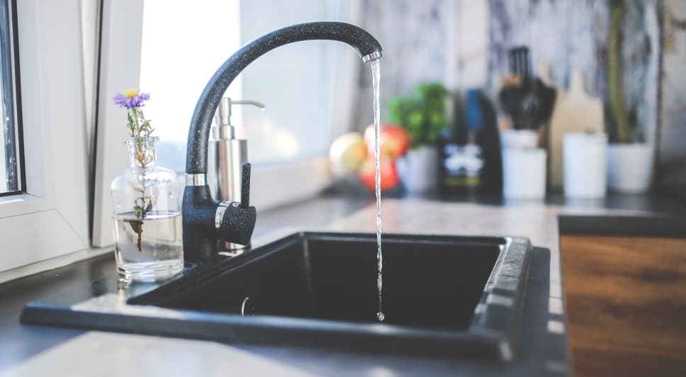 A Quick Guide to Drop-In Kitchen Sinks
