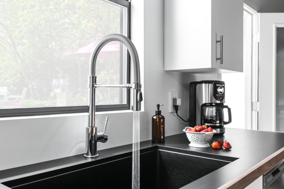 difference between kitchen and bar faucets