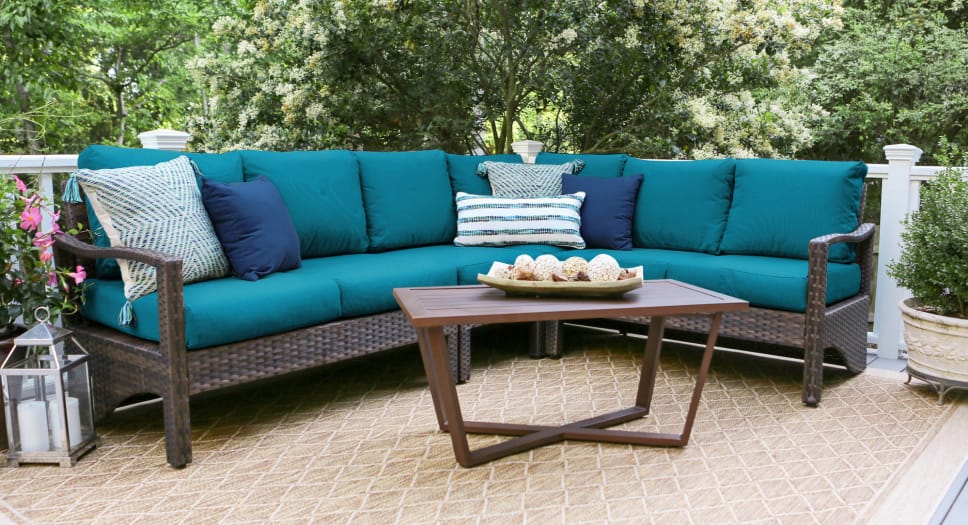 How to Buy the Best Patio Furniture