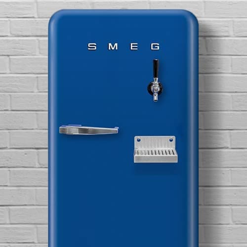 Beer keg fridge and tap store