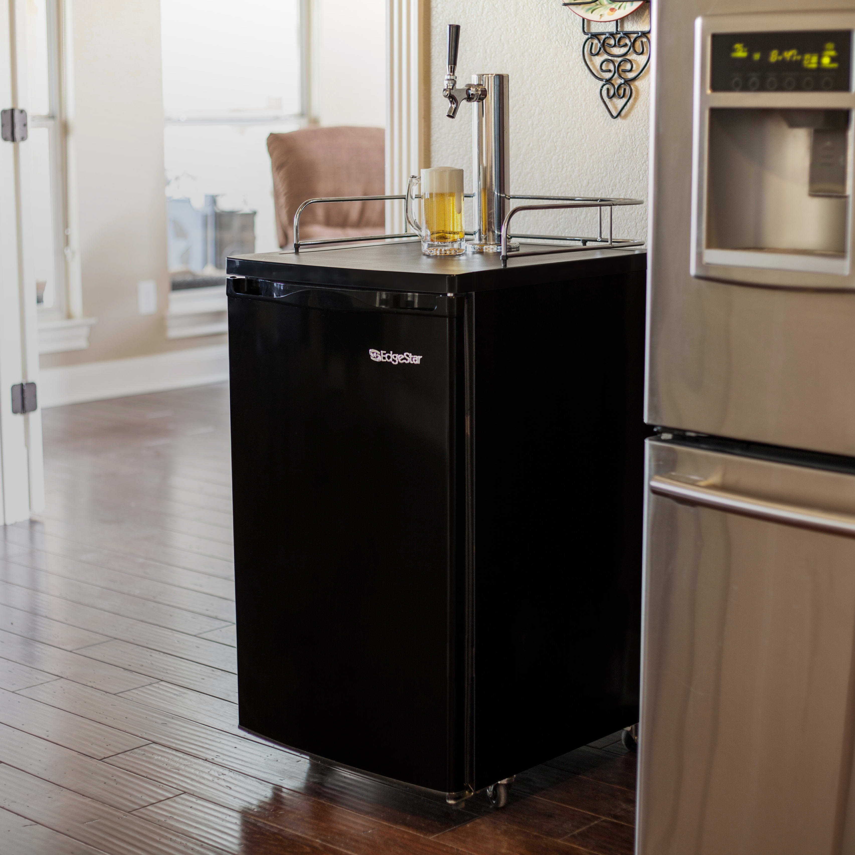  Mini Fridge With Ice Maker - Compact Refrigerators / Kitchen  Small Appliances: Home & Kitchen